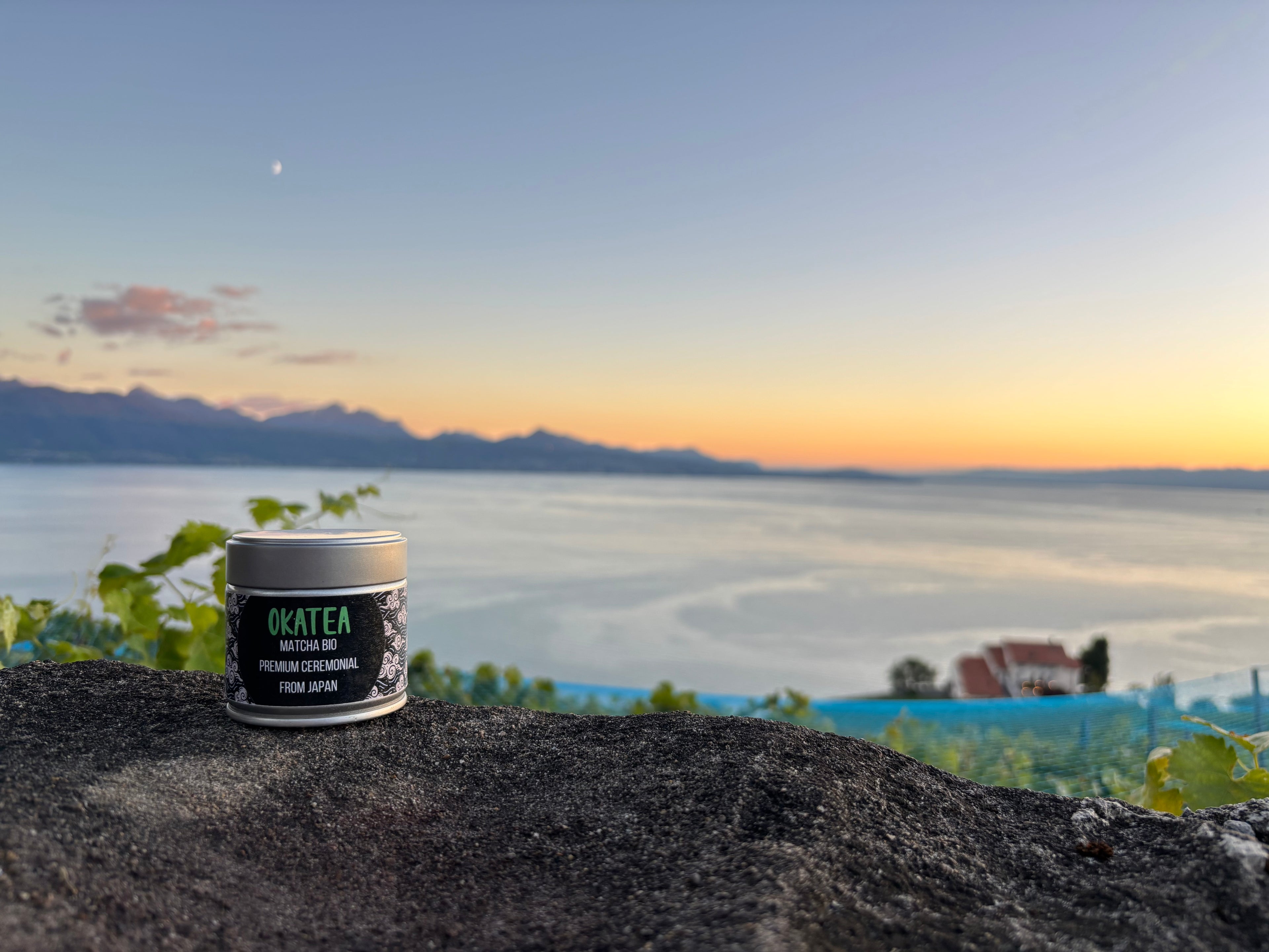 Coffret cadeau de thés bio Okatea production locale suisse à Lausanne