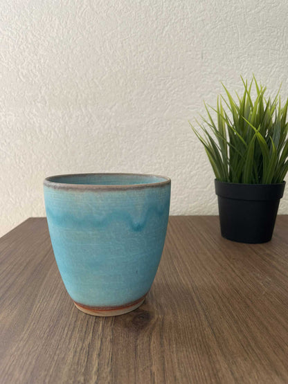 Mug turquoise en argile